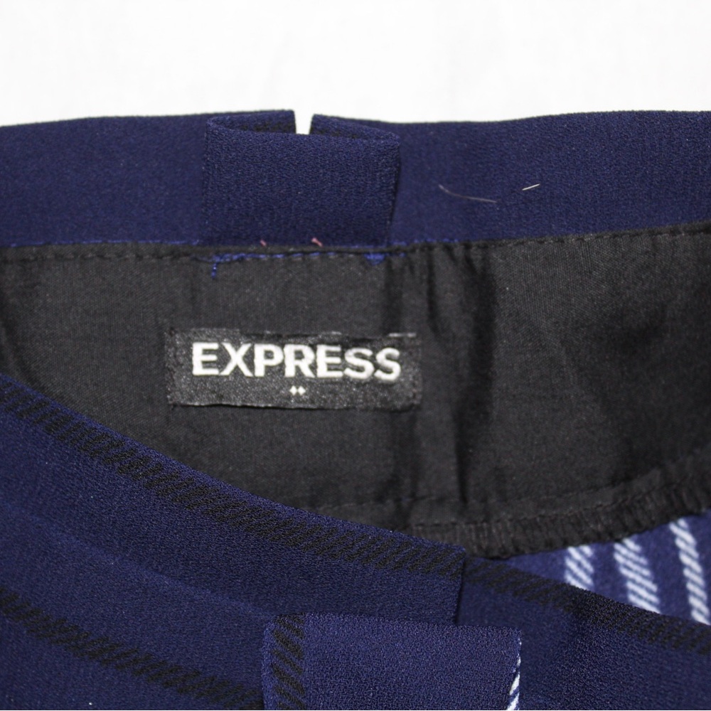 NWOT Express Navy Striped Pants with Accents - 14 - Picture 9 of 9